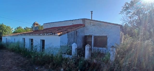 Finca/Casa Rural de 3 habitaciones en Madroñera en venta con garaje - 70.000 € (Ref: 9858391)
