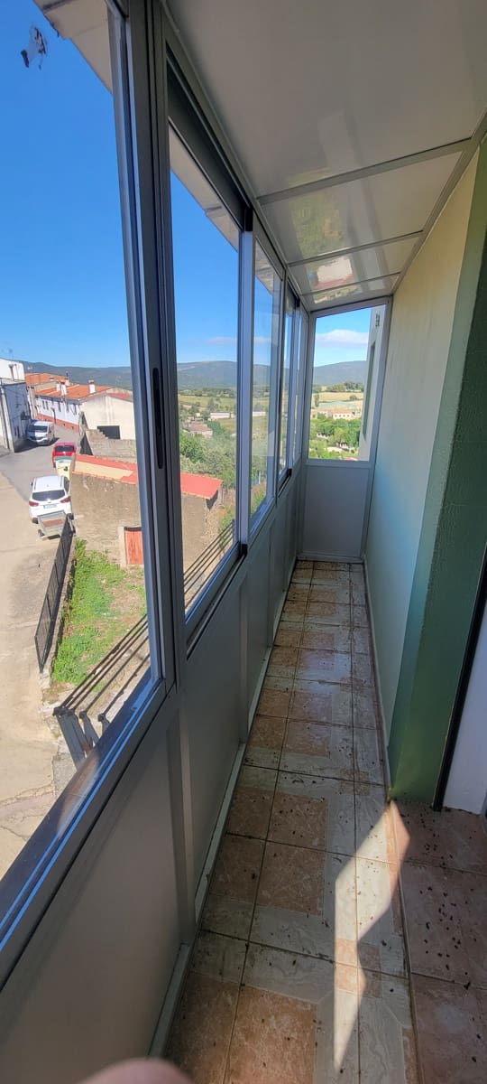 9 soveværelse Byhus til salg i Garciaz med garage - € 129.995 (Ref: 9860746)