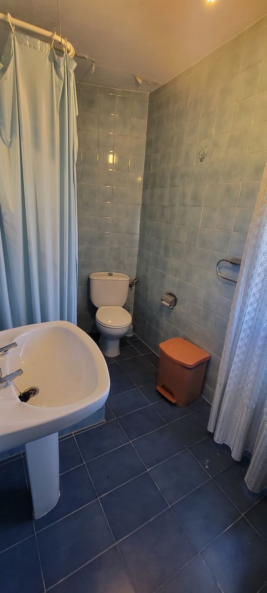 9 soveværelse Byhus til salg i Garciaz med garage - € 129.995 (Ref: 9860746)