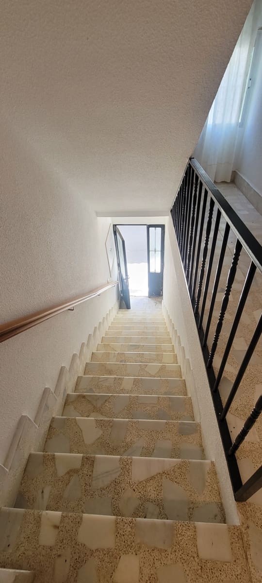 9 soveværelse Byhus til salg i Garciaz med garage - € 129.995 (Ref: 9860746)