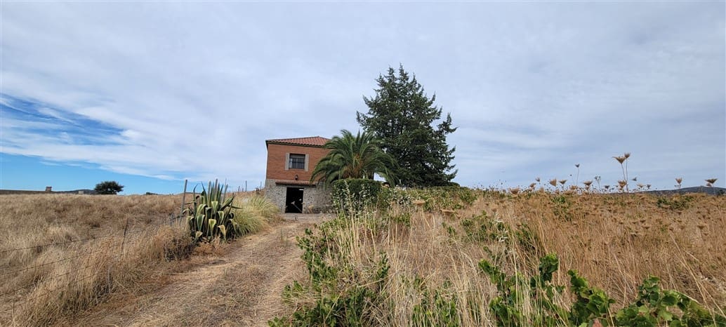2 Zimmer Finca/Landgut zu vermieten in Trujillo mit Garage - 750 € (Ref: 9860750)