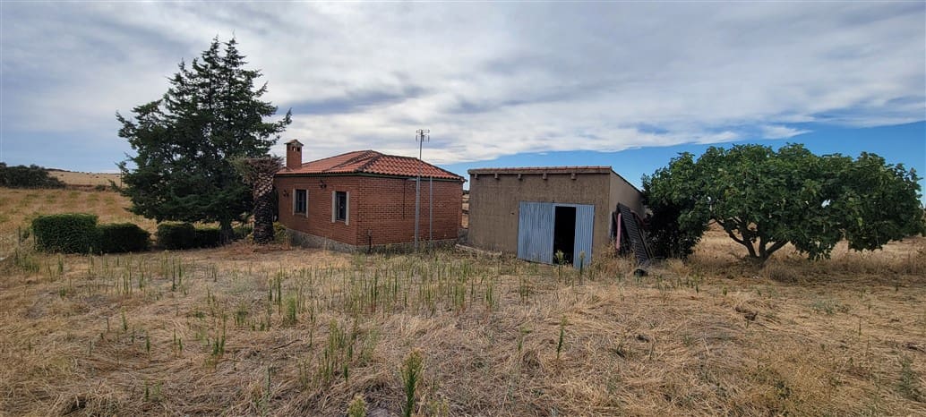 2 Zimmer Finca/Landgut zu vermieten in Trujillo mit Garage - 750 € (Ref: 9860750)