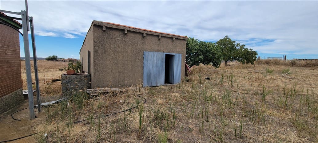 2 Zimmer Finca/Landgut zu vermieten in Trujillo mit Garage - 750 € (Ref: 9860750)