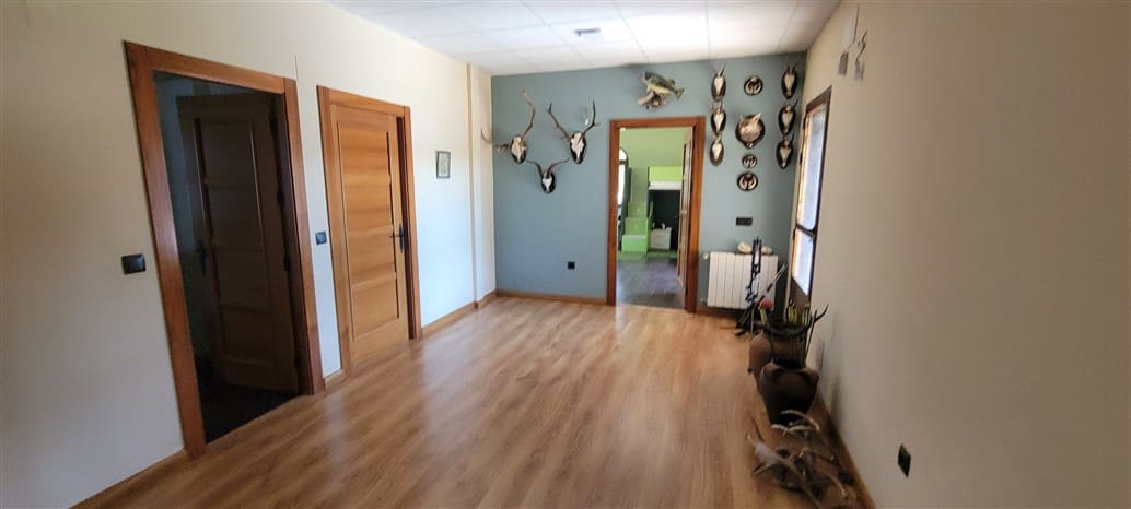 5 soverom Finca/Herregård til salgs i Deleitosa med svømmebasseng garasje - € 750 000 (Ref: 9872497)