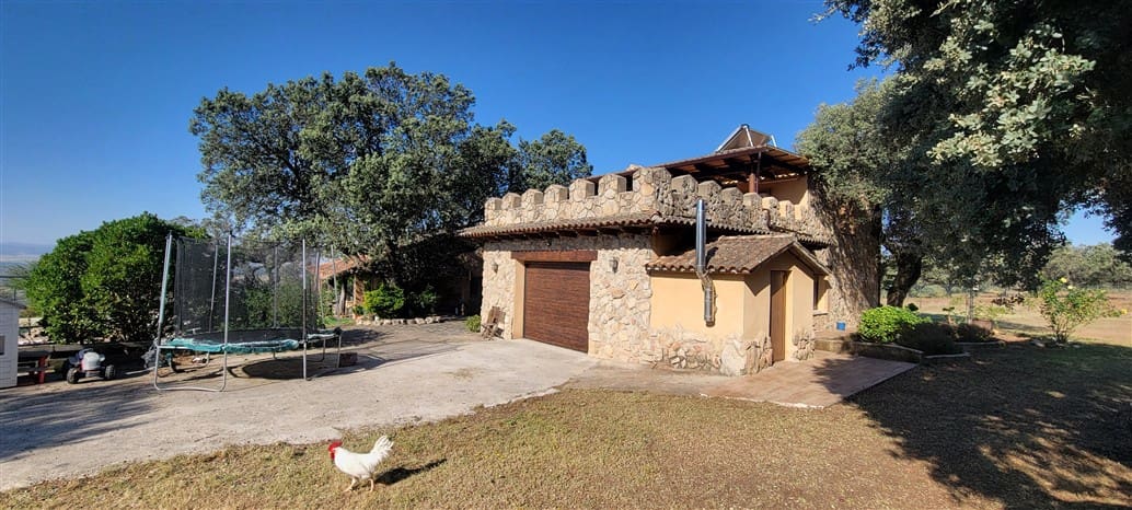 5 soverom Finca/Herregård til salgs i Deleitosa med svømmebasseng garasje - € 750 000 (Ref: 9872497)