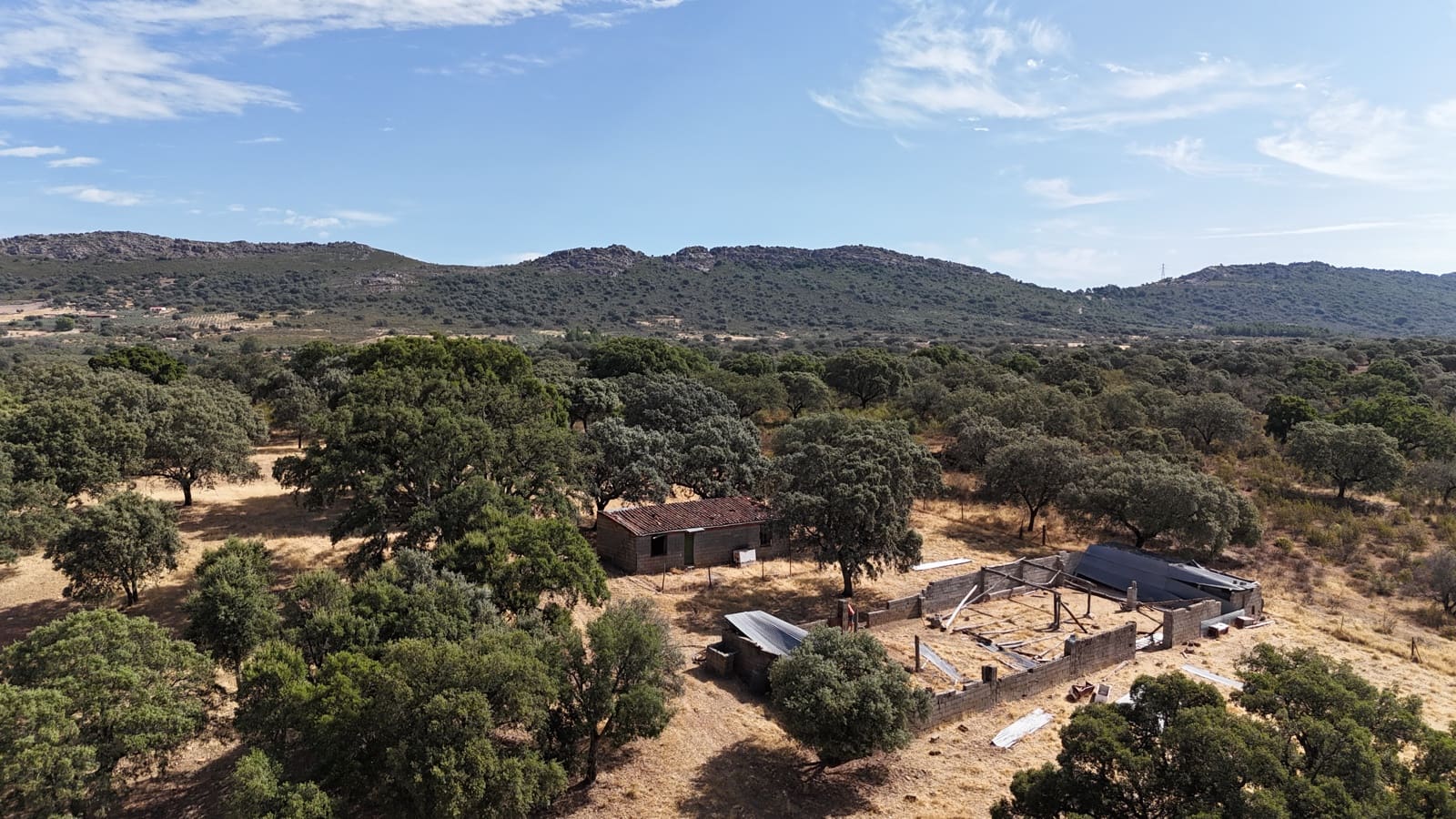 6 Zimmer Finca/Landgut zu verkaufen in Deleitosa mit Pool Garage - 700.000 € (Ref: 9872497)