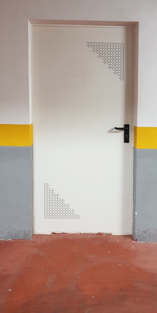 3 Zimmer Apartment zu verkaufen in Torrevieja mit Garage - 265.000 € (Ref: 8956580)