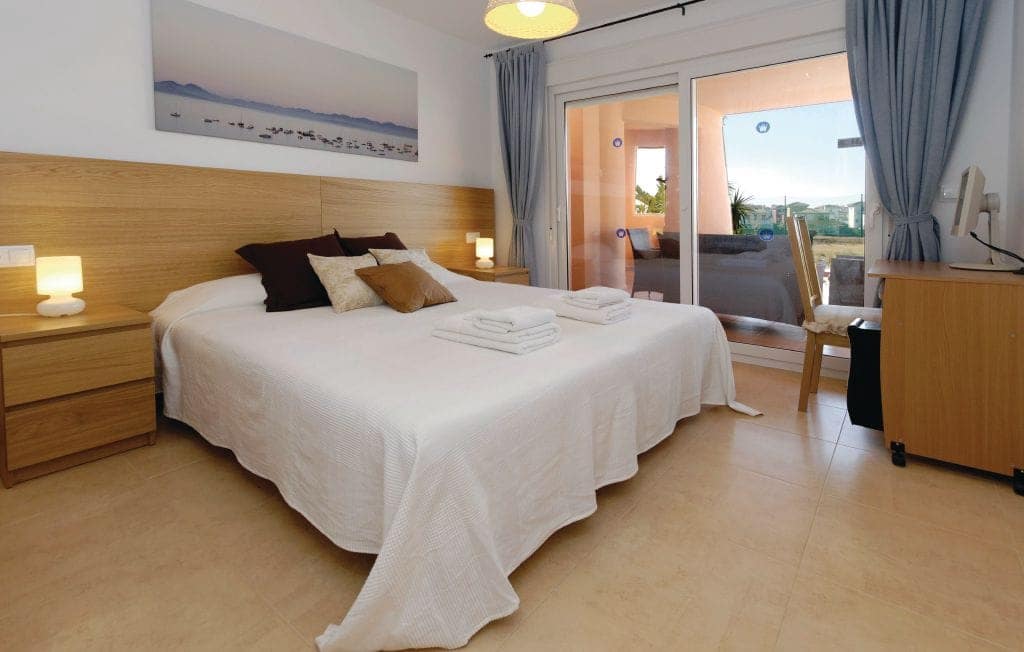2 soverom Leilighet til salgs i Mar Menor Golf Resort med svømmebasseng garasje - € 250 000 (Ref: 9216837)