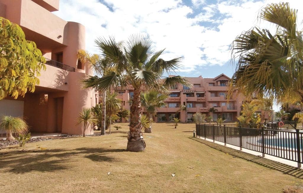 2 soverom Leilighet til salgs i Mar Menor Golf Resort med svømmebasseng garasje - € 250 000 (Ref: 9216837)