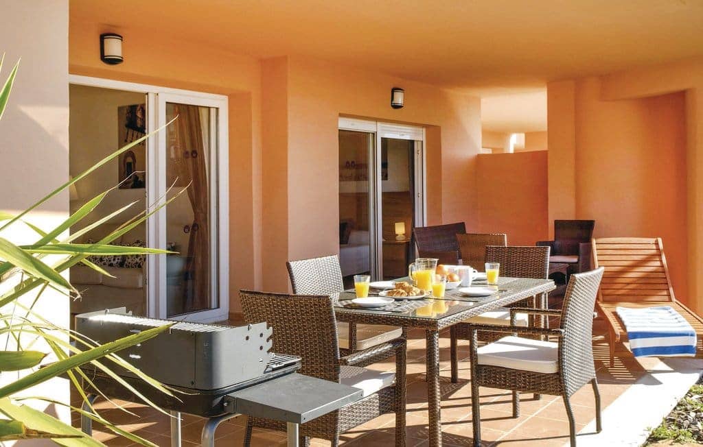 2 soverom Leilighet til salgs i Mar Menor Golf Resort med svømmebasseng garasje - € 250 000 (Ref: 9216837)