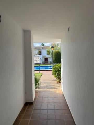 1 bedroom Beach Apartment for sale in La Manga del Mar Menor with pool garage - € 119,500 (Ref: 9301473)