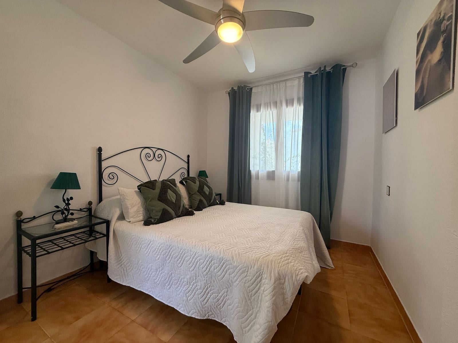 1 soverom Strandleiligheter til salgs i La Manga del Mar Menor med svømmebasseng garasje - € 119 500 (Ref: 9301473)