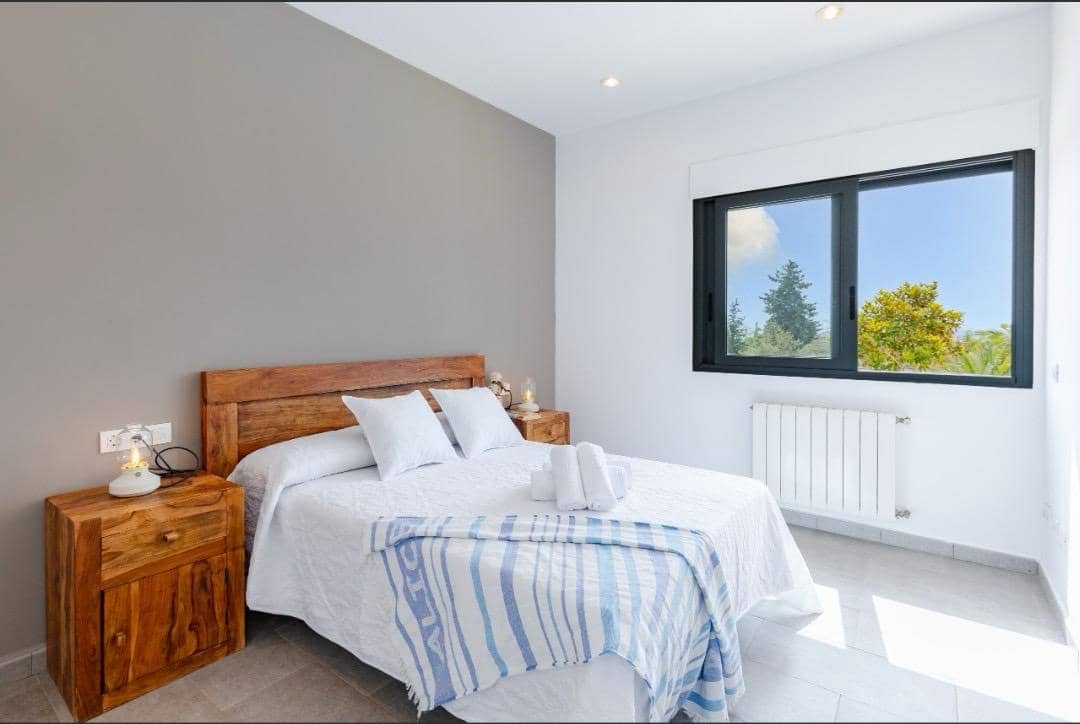 4 sypialnia Willa na sprzedaż w Los Montesinos z basenem garażem - 985 000 € (Ref: 9320031)