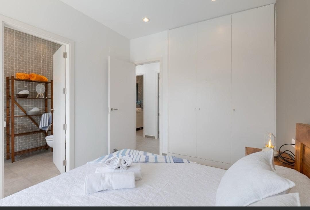 4 sypialnia Willa na sprzedaż w Los Montesinos z basenem garażem - 985 000 € (Ref: 9320031)