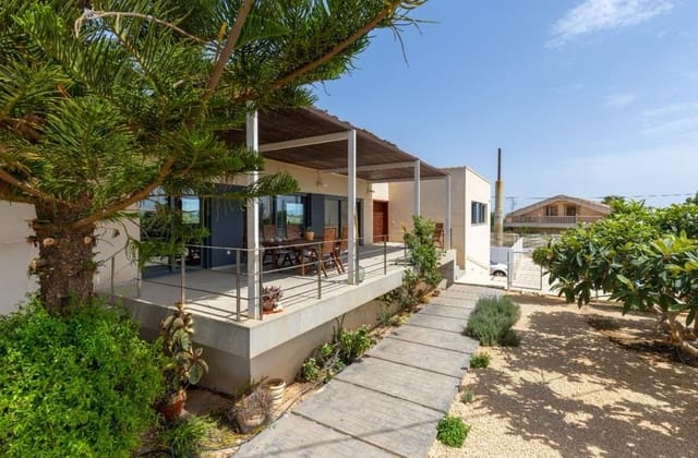 4 slaapkamer Villa te koop in Los Montesinos met zwembad garage - € 985.000 (Ref: 9320031)