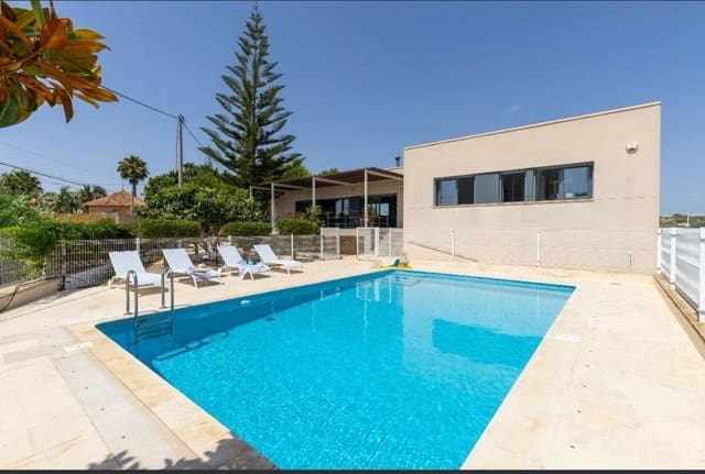 4 slaapkamer Villa te koop in Los Montesinos met zwembad garage - € 985.000 (Ref: 9320031)