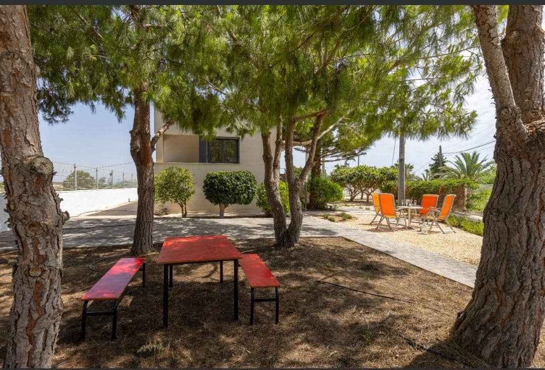 4 sypialnia Willa na sprzedaż w Los Montesinos z basenem garażem - 985 000 € (Ref: 9320031)