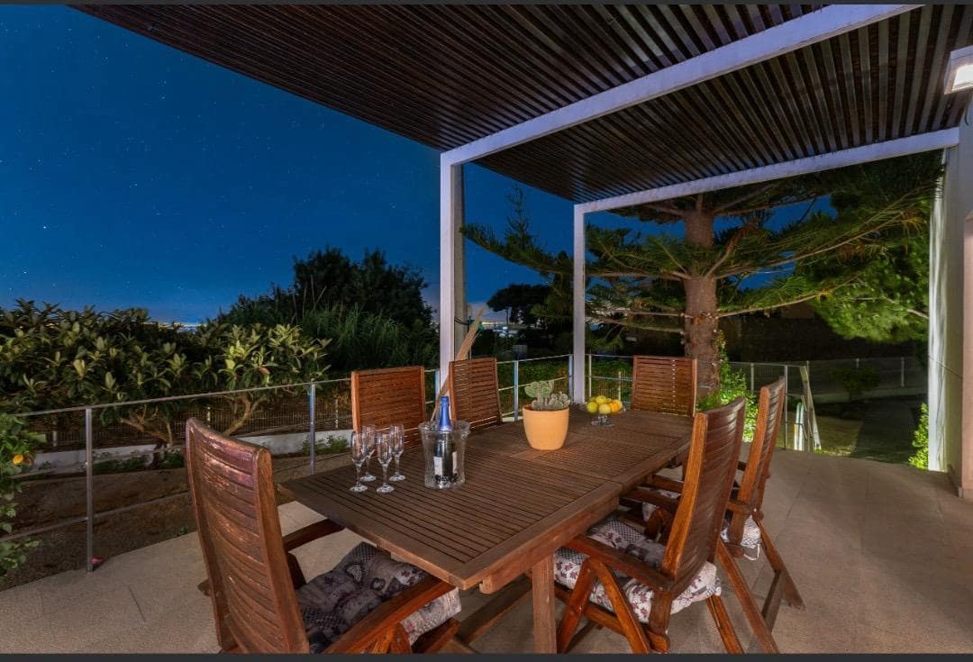 4 sypialnia Willa na sprzedaż w Los Montesinos z basenem garażem - 985 000 € (Ref: 9320031)