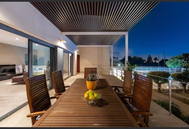 4 slaapkamer Villa te koop in Los Montesinos met zwembad garage - € 985.000 (Ref: 9320031)