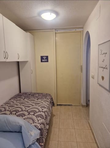 Apartment zu verkaufen in Centro, Torrevieja mit Pool - 92.000 € (Ref: 9394381)