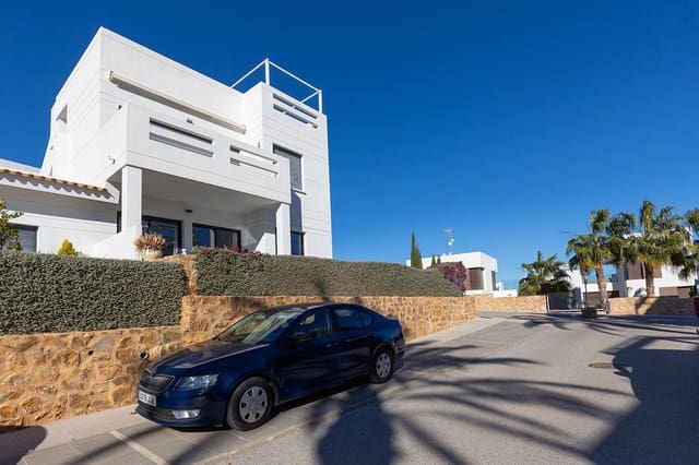 2 bedroom Bungalow for sale in Lomas de Cabo Roig - Los Dolses, Orihuela with pool - € 234,900 (Ref: 9402539)