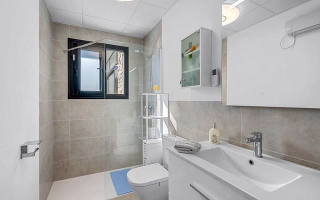 3 sypialnia Willa na sprzedaż w Calasparra z basenem garażem - 399 000 € (Ref: 9412795)