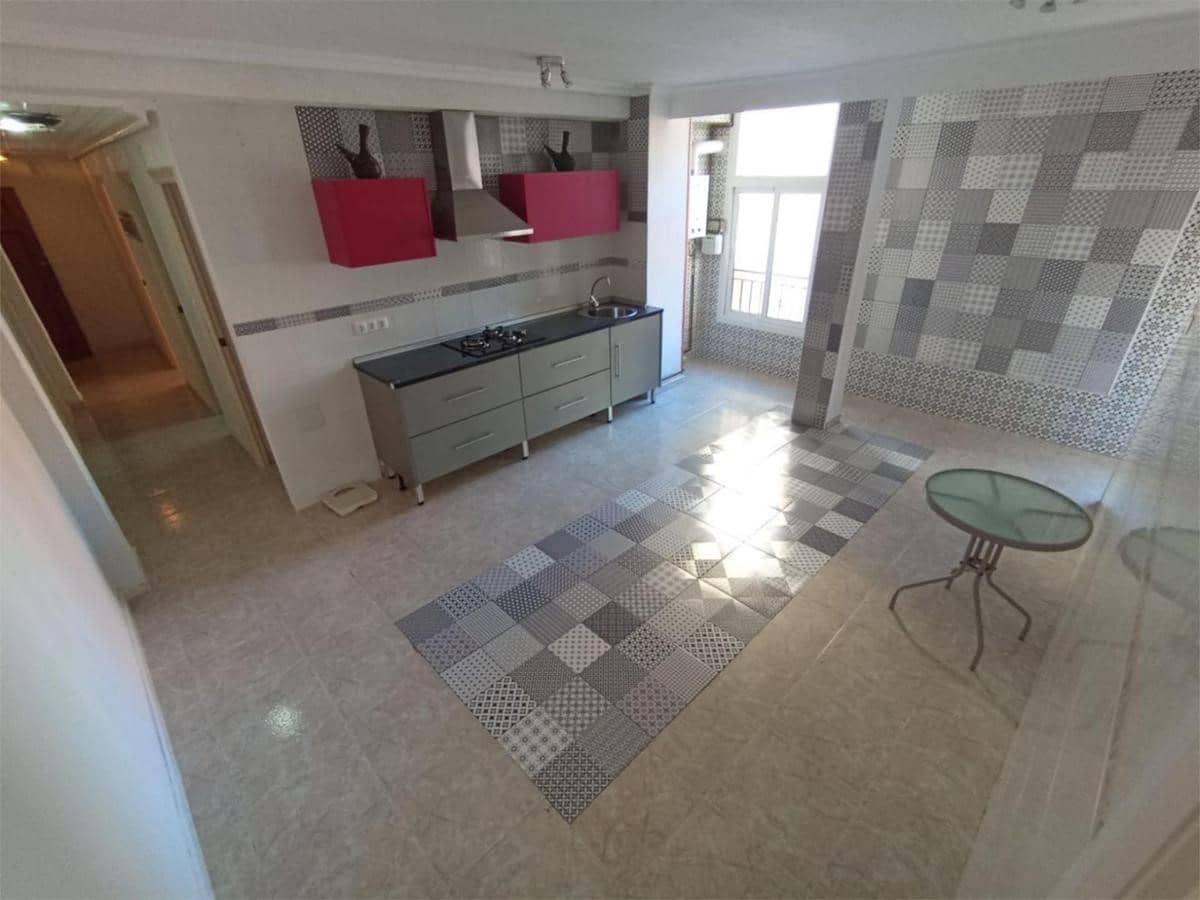 3 makuuhuone Huoneisto myytävänä paikassa Torrevieja - 198 000 € (Ref: 9466160)