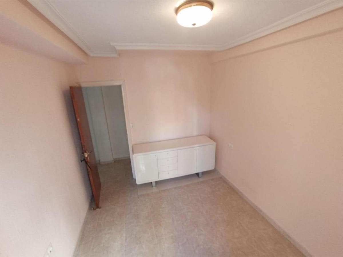 3 makuuhuone Huoneisto myytävänä paikassa Torrevieja - 198 000 € (Ref: 9466160)