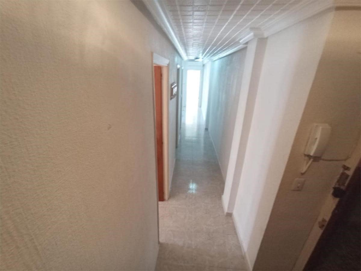 3 makuuhuone Huoneisto myytävänä paikassa Torrevieja - 198 000 € (Ref: 9466160)