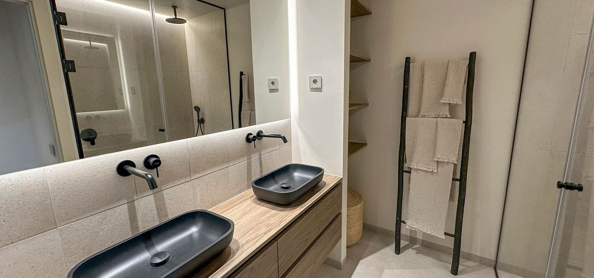 3 chambre Appartement à vendre à Las Colinas Golf avec piscine garage - 935 000 € (Ref: 10060860)
