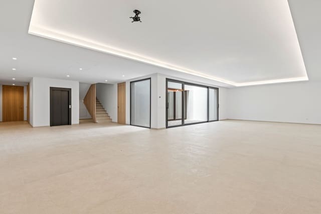 6 quarto Moradia para venda em San Pedro de Alcantara, Marbella com piscina - 2 950 000 € (Ref: 10060861)
