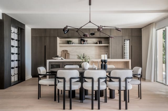 4 soveværelse Penthouse til salg i Las Brisas, Marbella med swimmingpool garage - € 2.895.000 (Ref: 8738961)