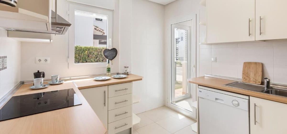 2 soverom Hus til salgs i Roldan med svømmebasseng - € 320 000 (Ref: 8897564)