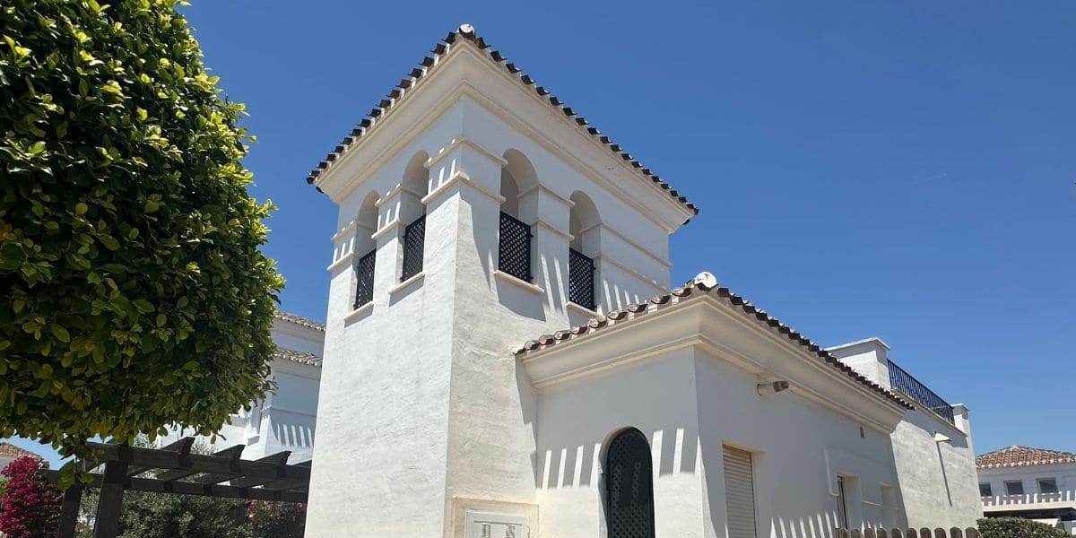 2 soverom Hus til salgs i Roldan med svømmebasseng - € 320 000 (Ref: 8897564)