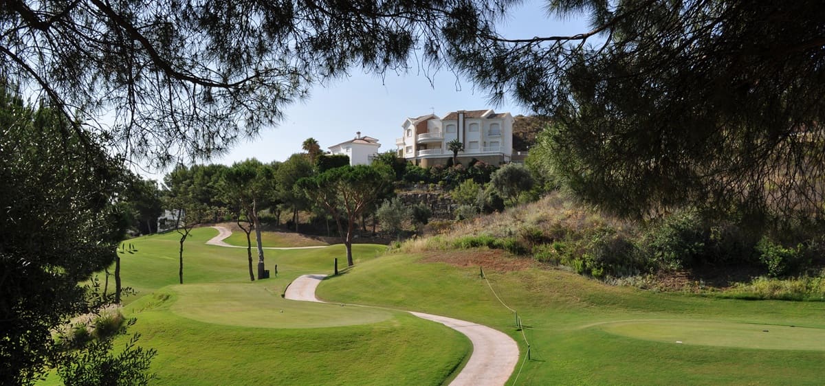 3 bedroom Villa for sale in La Cala de Mijas with pool - € 1,475,000 (Ref: 9311908)