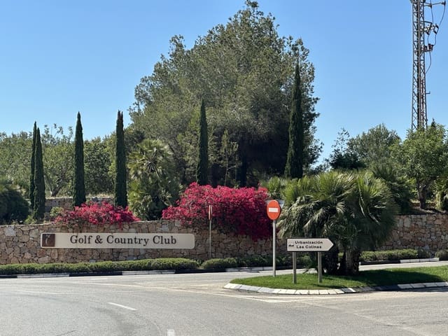 3 soveværelse Villa til salg i Dehesa de Campoamor, Orihuela med swimmingpool garage - € 1.165.000 (Ref: 9444949)