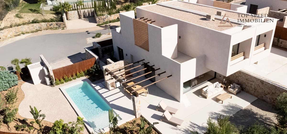 3 chambre Villa/Maison à vendre à Las Colinas Golf avec piscine - 760 000 € (Ref: 9446970)