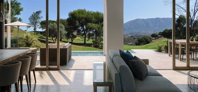 3 slaapkamer Villa te koop in La Cala de Mijas, Mijas met zwembad - € 1.580.000 (Ref: 9691512)