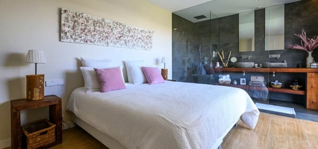 3 sypialnia Willa na sprzedaż w Dehesa de Campoamor, Orihuela z basenem - 1 895 000 € (Ref: 9691513)