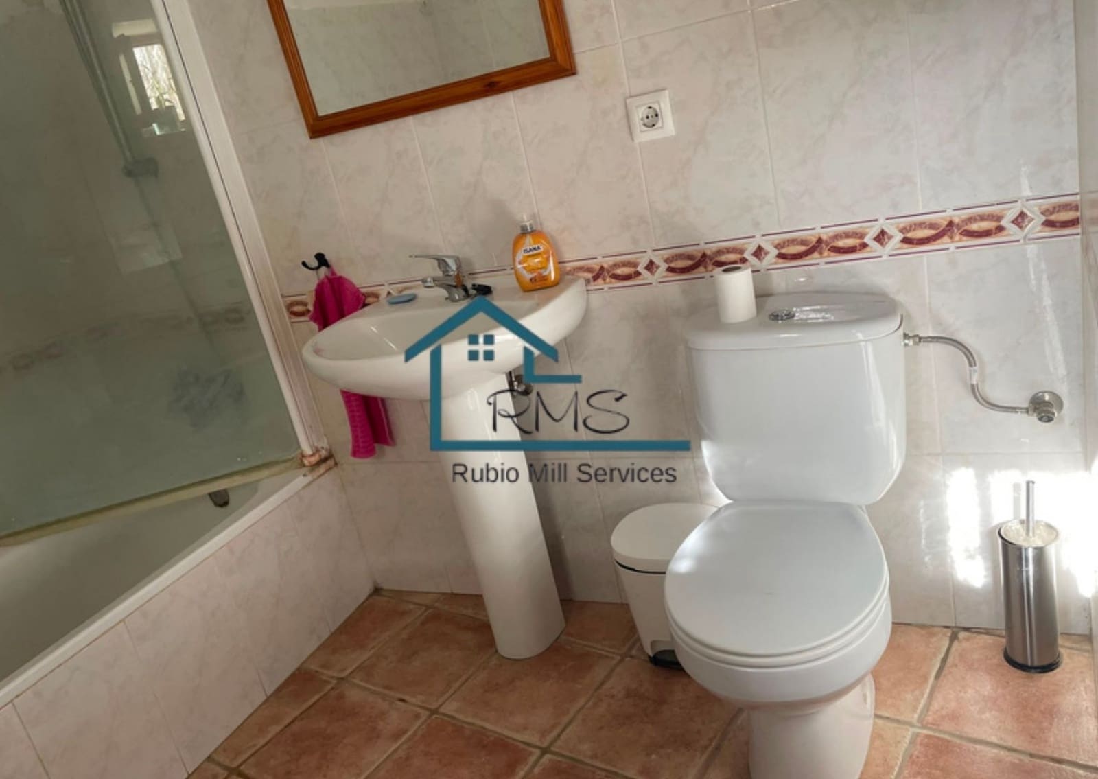 4 bedroom Finca/Country House for sale in Albox with garage - € 189,995 (Ref: 10029826)
