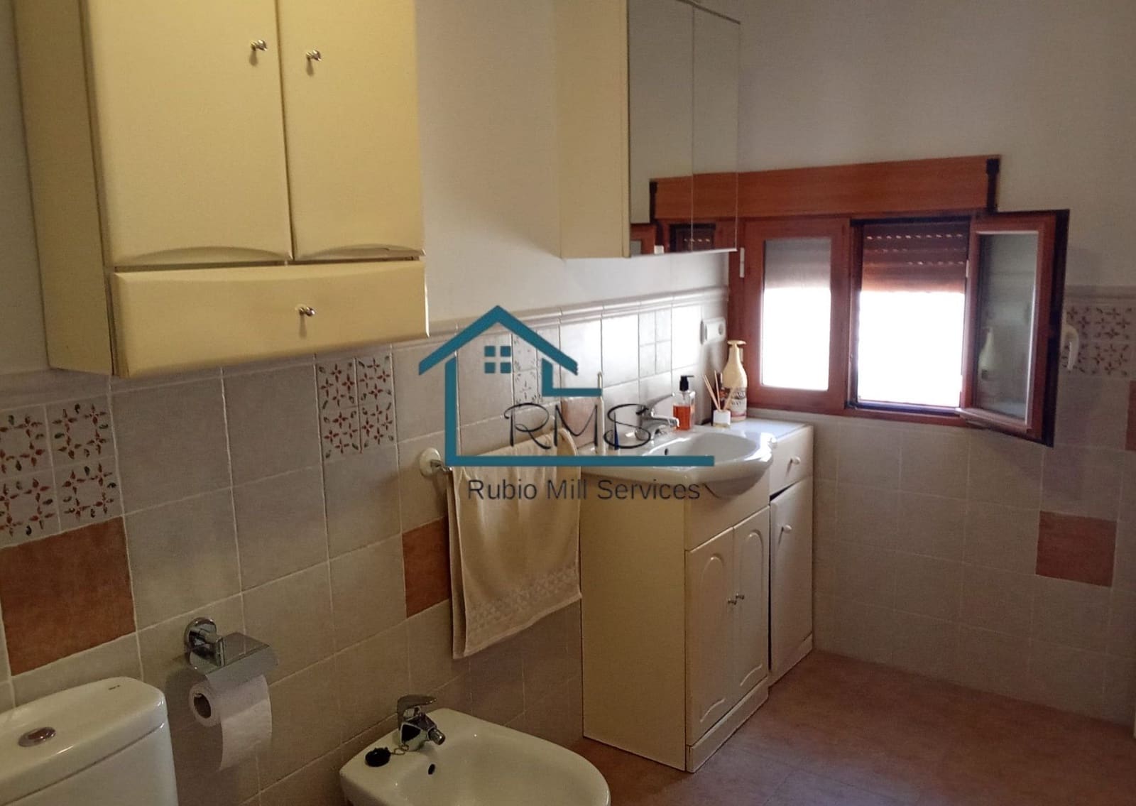 4 chambre Finca/Maison de Campagne à vendre à Velez-Rubio avec piscine garage - 289 995 € (Ref: 10039110)