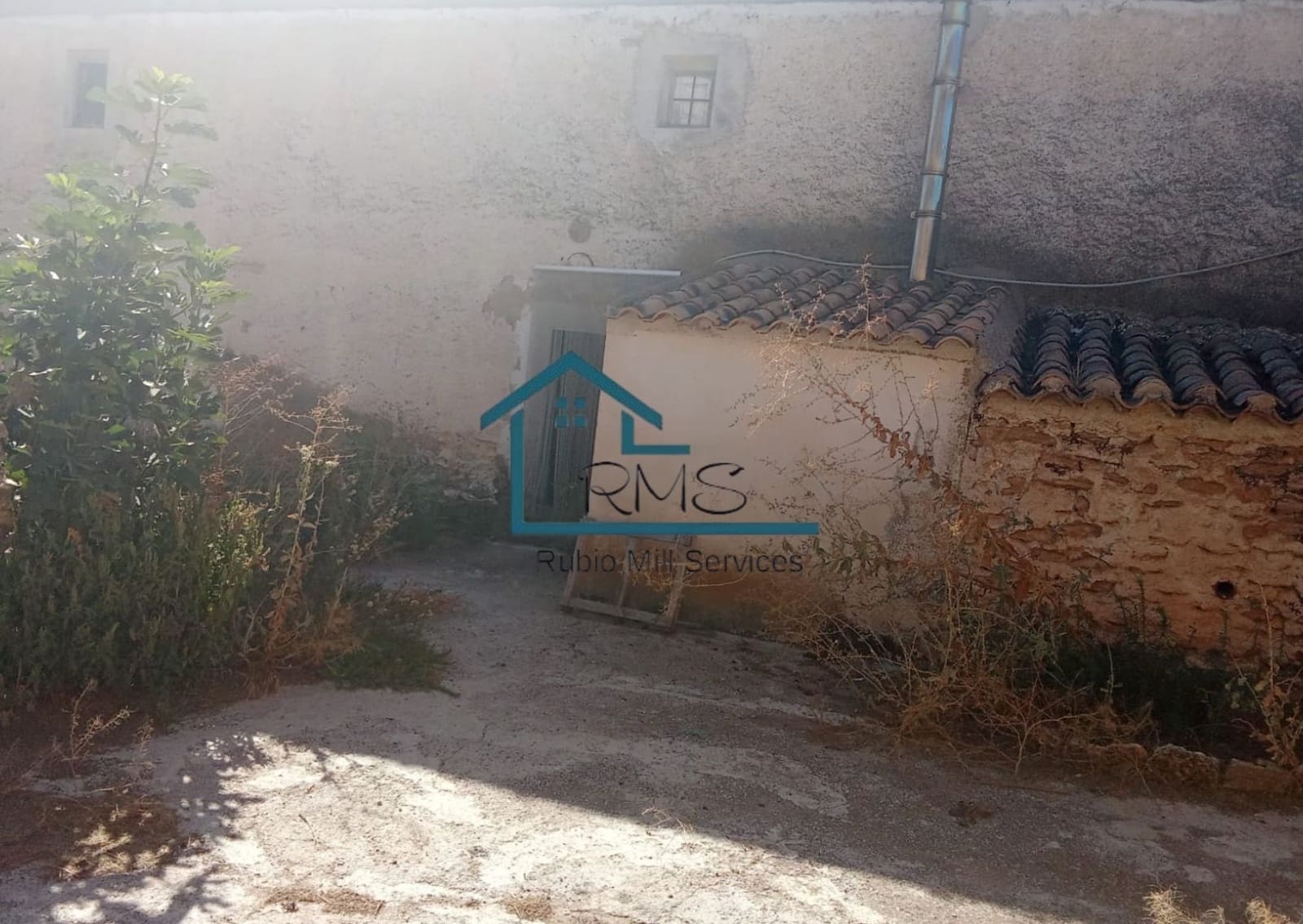 6 sovrum Finca/Hus på landet till salu i El Contador med garage - 99 000 € (Ref: 10113401)