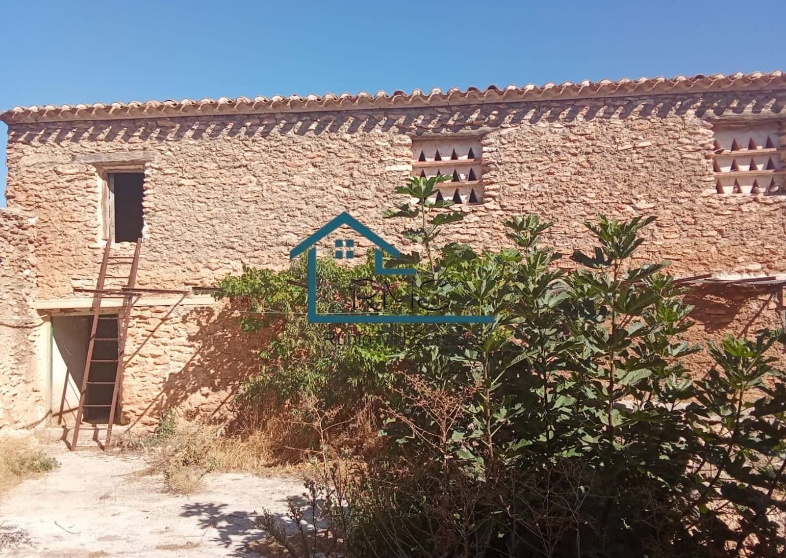6 sovrum Finca/Hus på landet till salu i El Contador med garage - 99 000 € (Ref: 10113401)