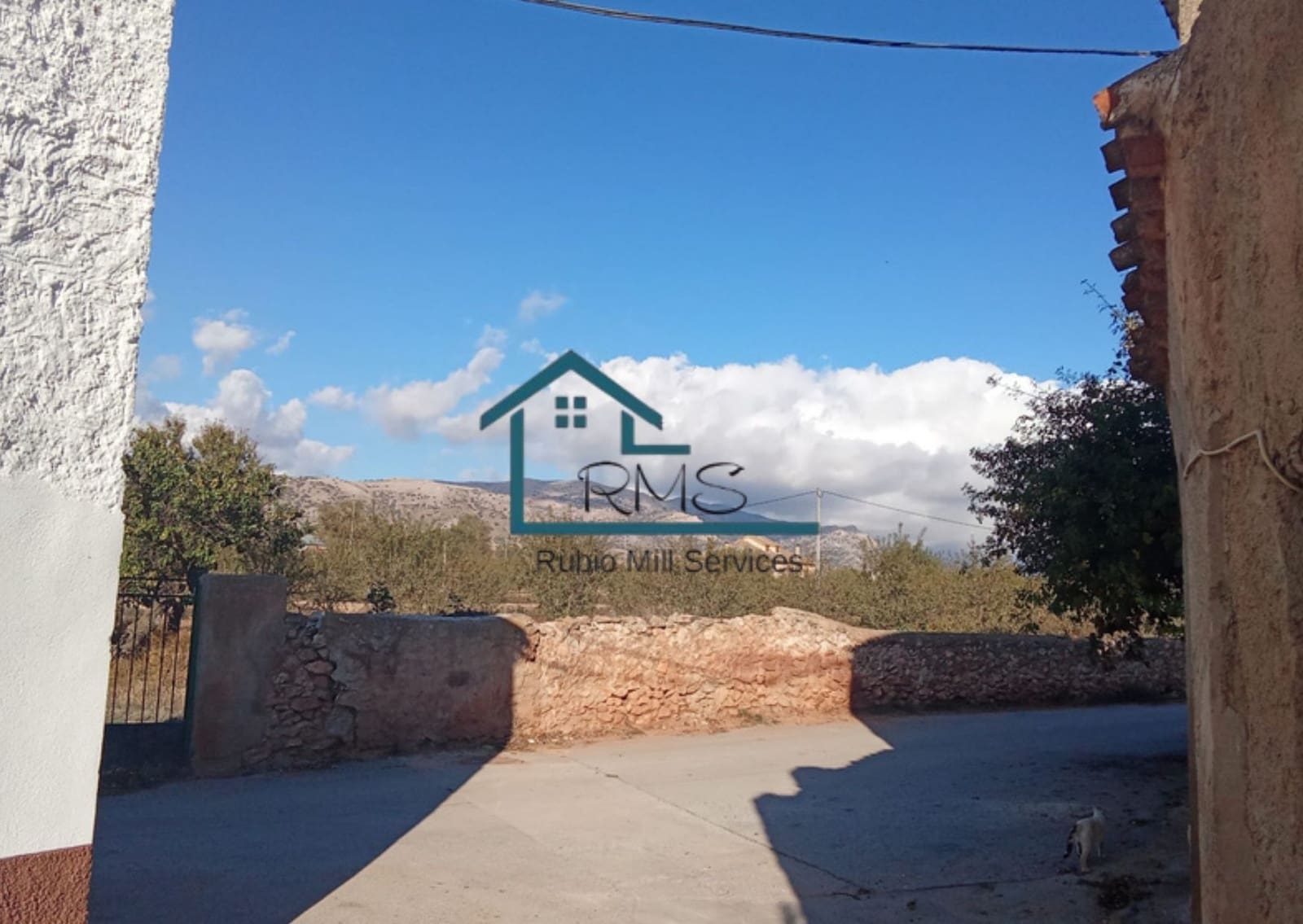 Finca/Landhuis te koop in Cullar - € 95.000 (Ref: 10158658)