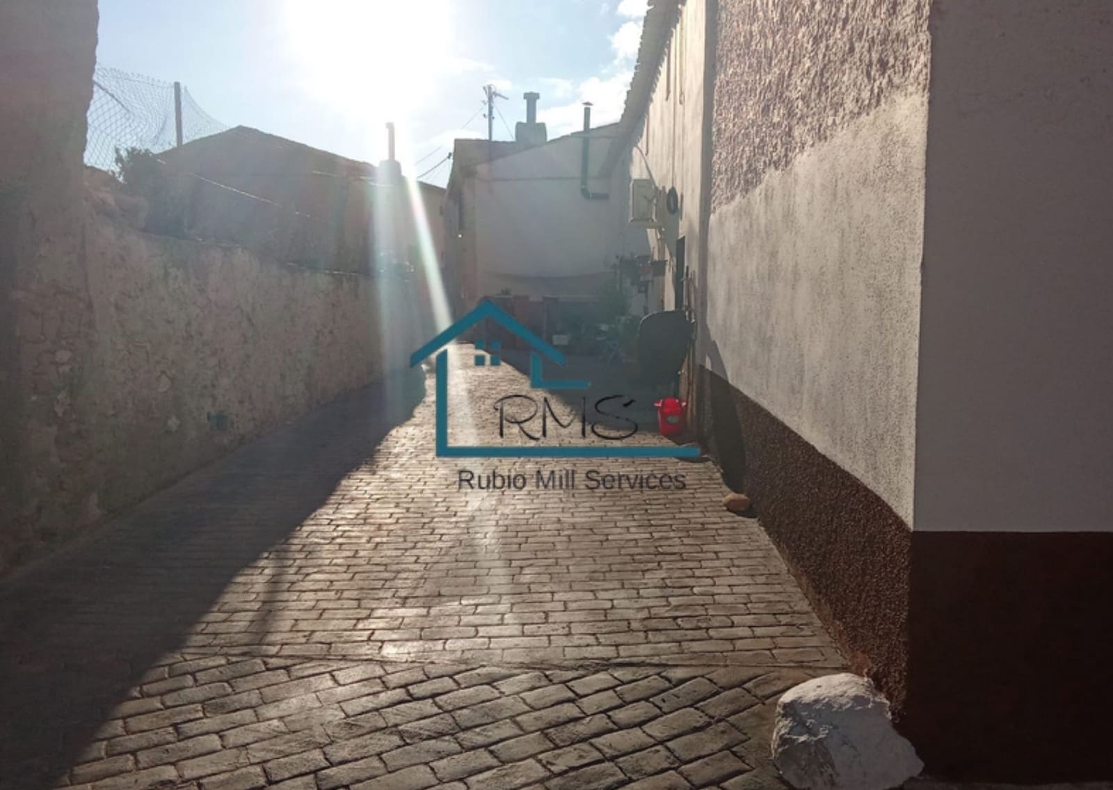 Finca/Landhuis te koop in Cullar - € 95.000 (Ref: 10158658)