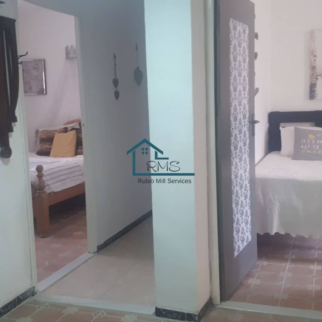 6 soveværelse Byhus til salg i Caniles - € 159.500 (Ref: 8602650)