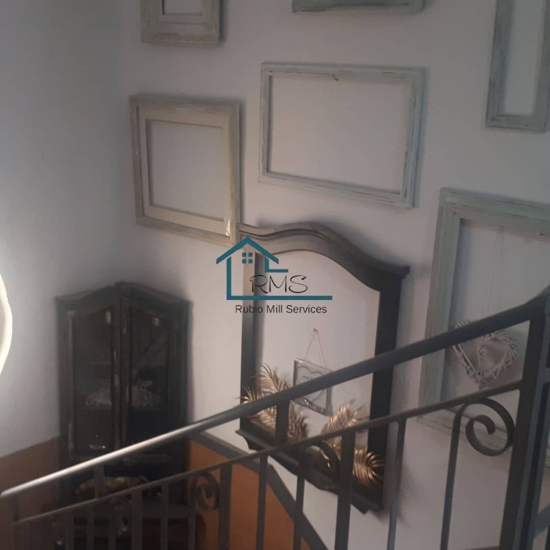 6 soveværelse Byhus til salg i Caniles - € 159.500 (Ref: 8602650)