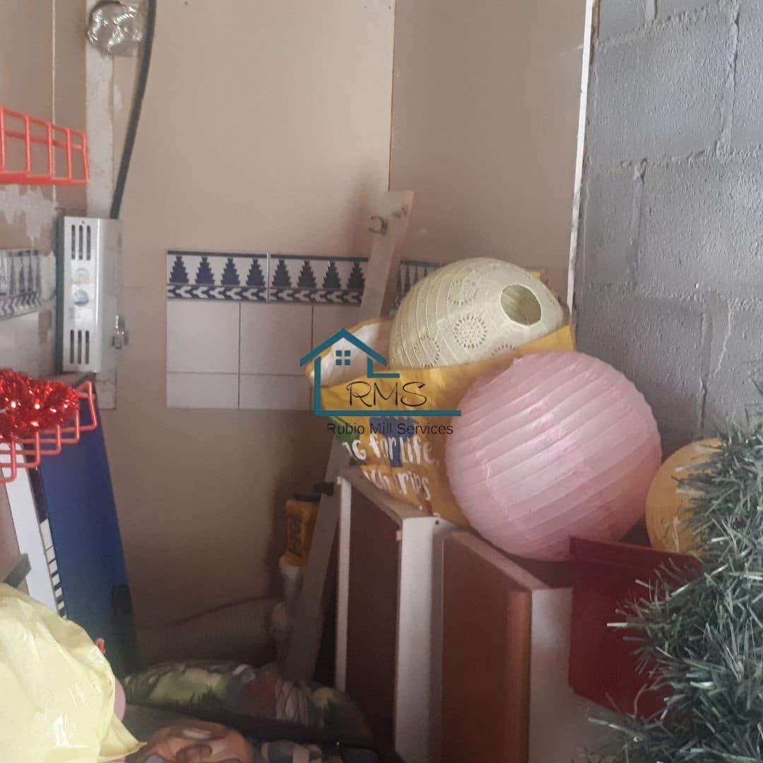 6 soveværelse Byhus til salg i Caniles - € 159.500 (Ref: 8602650)