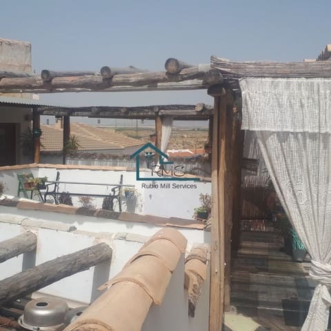 6 sypialnia Dom na sprzedaż w Caniles - 159 500 € (Ref: 8602650)