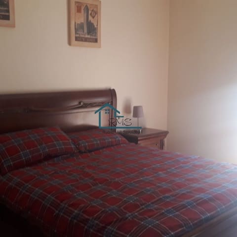 4 soveværelse Byhus til salg i Caniles med garage - € 139.995 (Ref: 8602786)